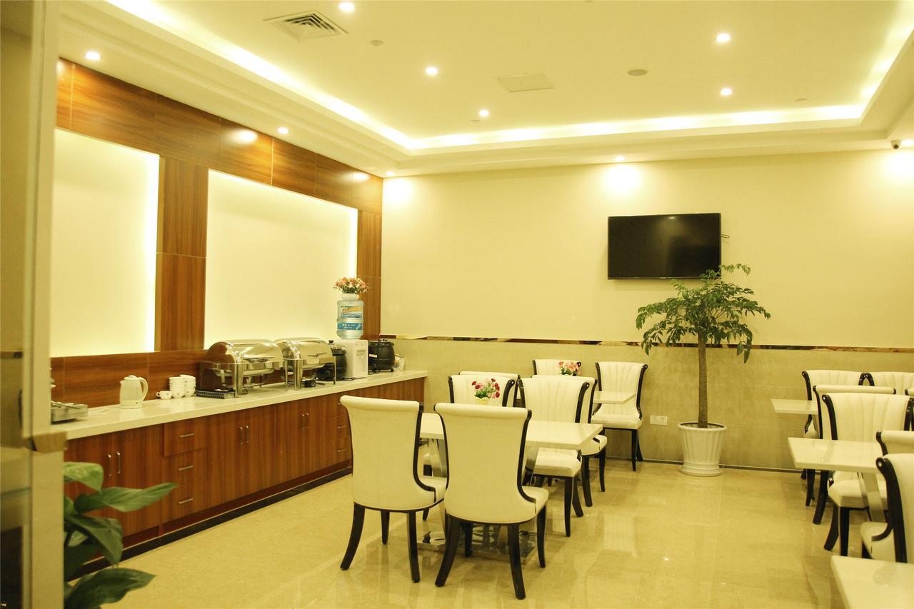 Greentree Inn Beijing Headquarters Base Express Hotel Экстерьер фото